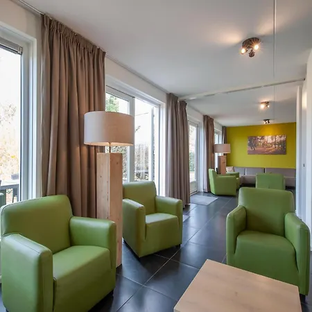 Luxurious With Bathrooms, In Surroundings *